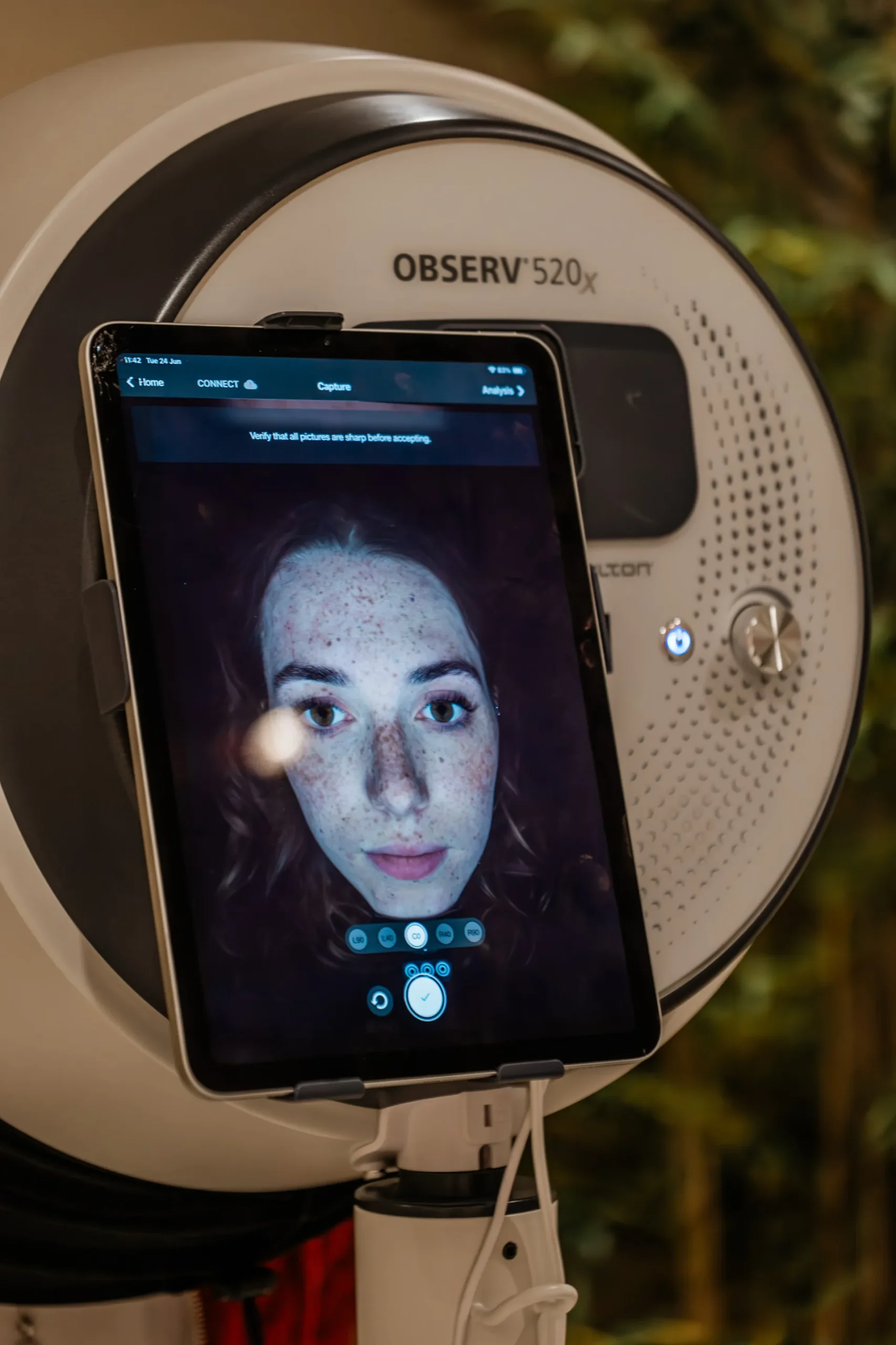 Skin Consultation & OBSERV® Skin Analysis